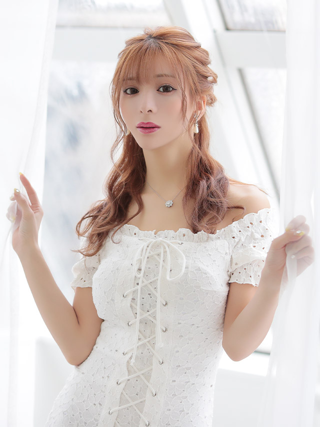 韓国ドレス オフショルフラワー刺繍総レース編み上げフリルタイトドレス
