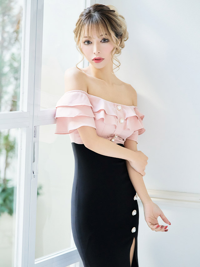 韓国ドレス オフショルティアードフリルタイトスリットミディアムドレス