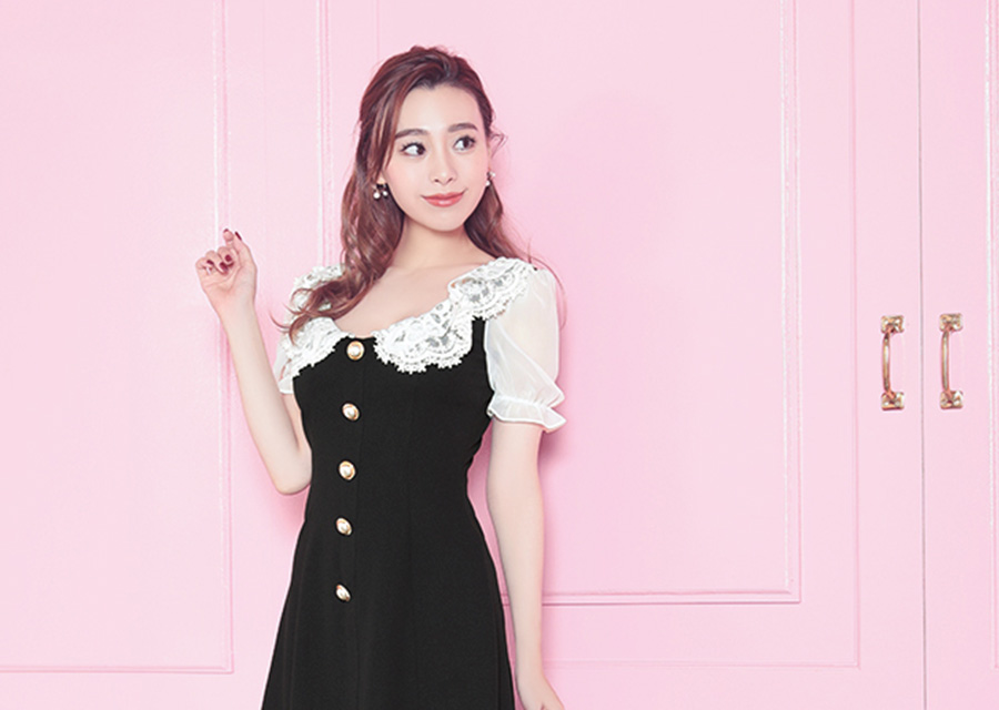 韓国ドレス ケミカルレースフロントパールボタンフレアミニドレス